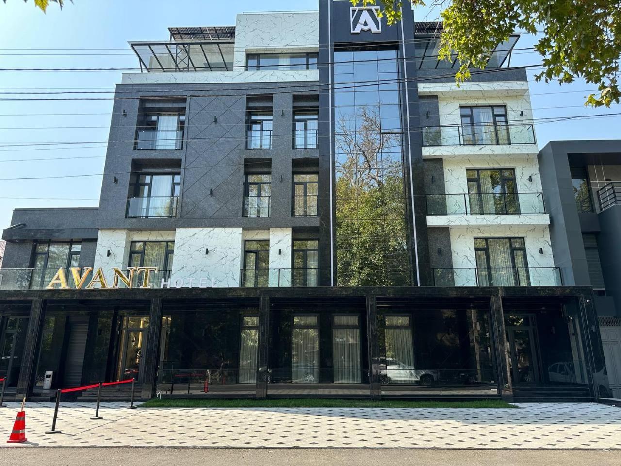 Avant Express Hotel Pool&Spa タシュケント エクステリア 写真