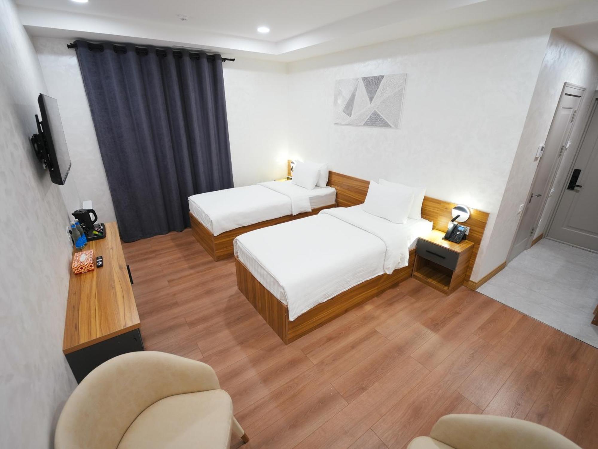 Avant Express Hotel Pool&Spa タシュケント エクステリア 写真